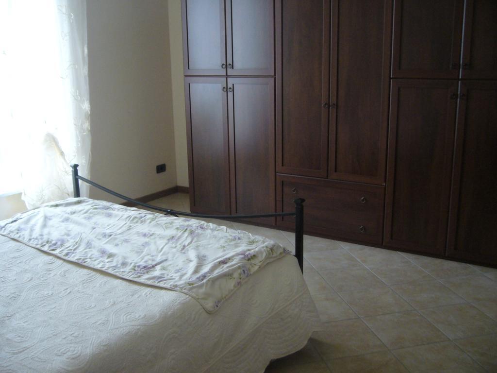 Appartamenti Ca'Melia Sarzana Pokoj fotografie